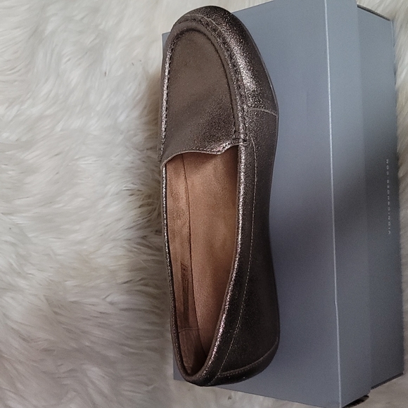 Women's Vionic Chill Debbie Metallic, Gold, US Size 9.5 - Picture 7 of 11